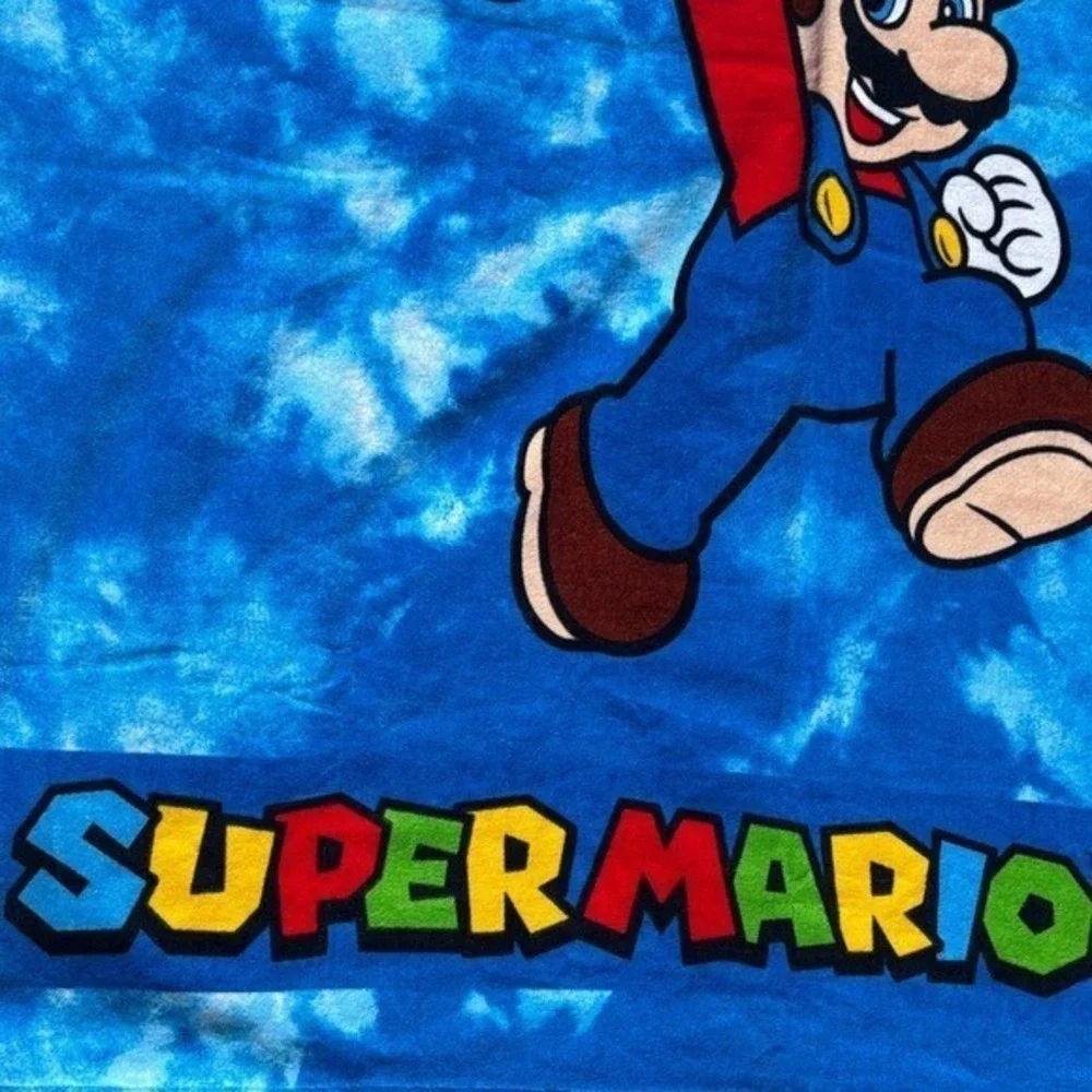 Super Mario Blue Tie Dye Printed Beach Towel Oversized 28" x 58" NEW - Picture 6 of 8